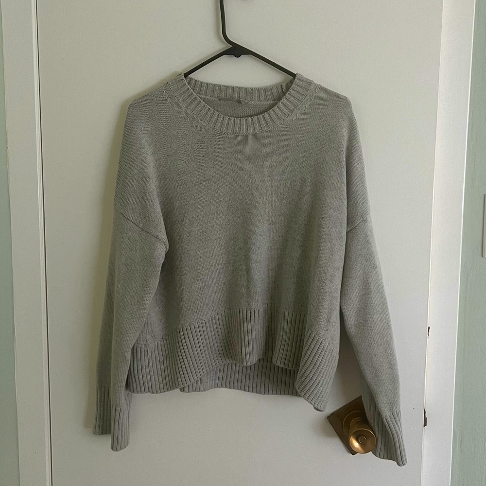 Grey Everlane cotton sweater